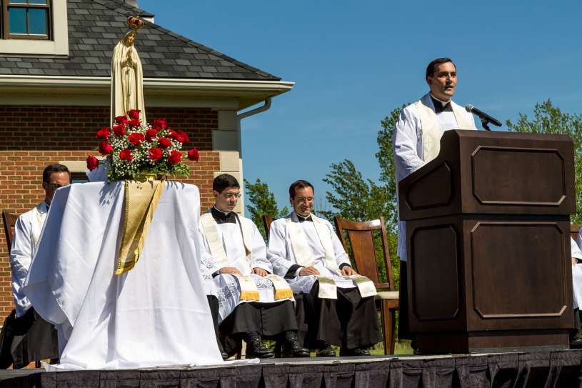 Family-Center-Blessing-Dedication_17