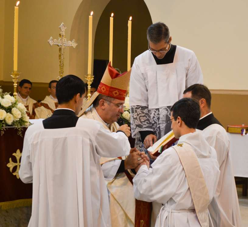 ordenacion-sacerdotal-p.juan-de-dios10