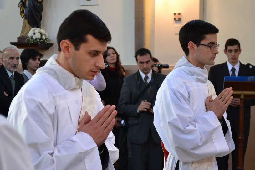 ordenaciones sacerdotales villa elisa 2013_03