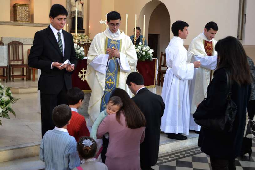 ordenaciones sacerdotales villa elisa 2013_25